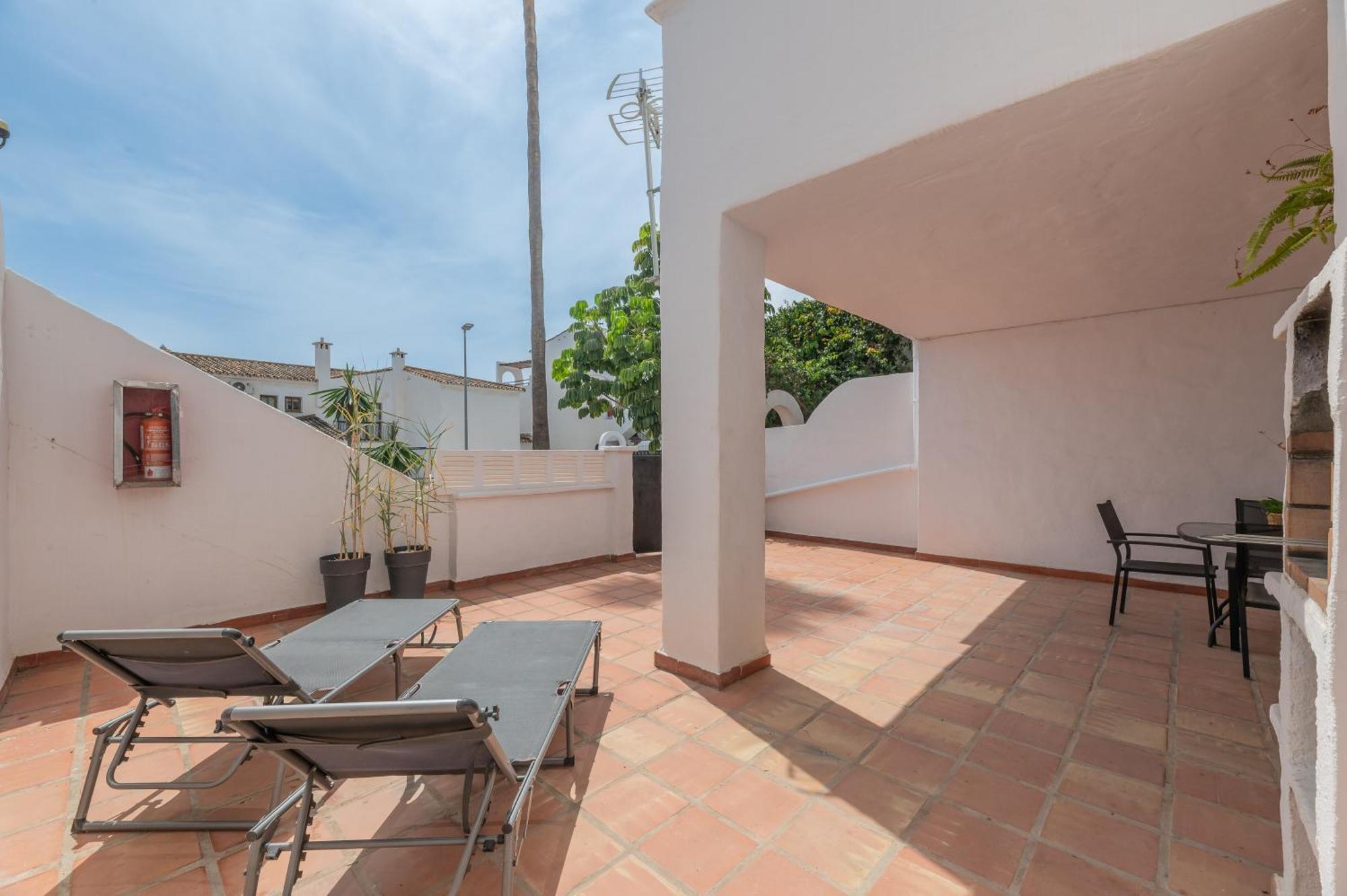 Apartamento Con Amplio Porche Y Bbq Benalmádena Extérieur photo