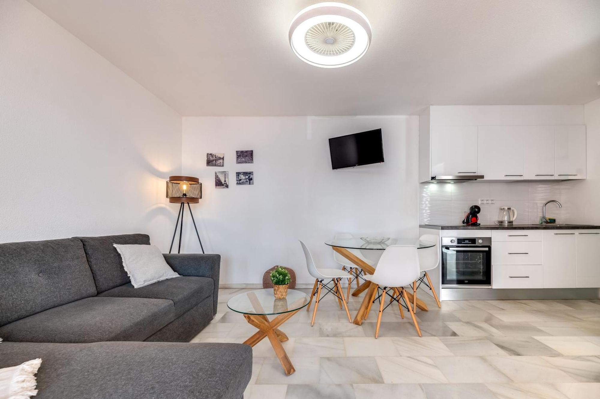 Apartamento Con Amplio Porche Y Bbq Benalmádena Extérieur photo